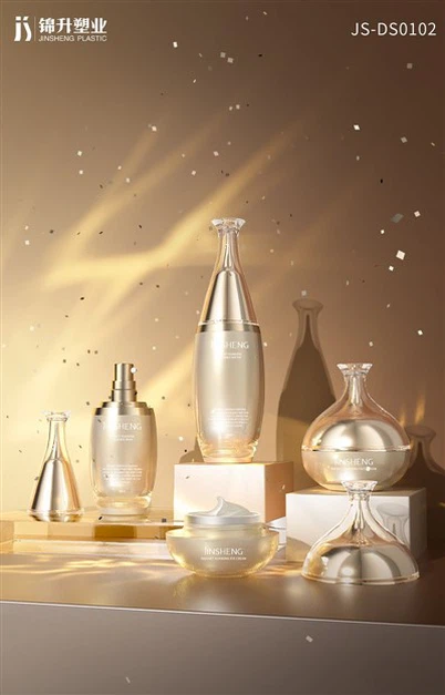 Set da viaggio per bottiglie con pompa a vuoto in oro