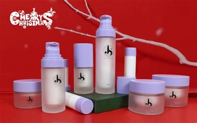 Bottiglia di crema cosmetica in vetro ricaricabile